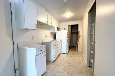 31 Western Ave #7