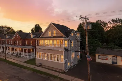 3 Adams St 1