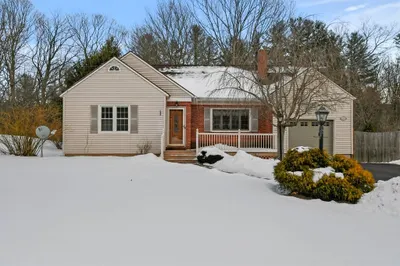 59 Mountain Dr 1