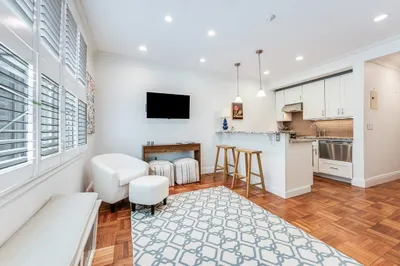 56 Commonwealth Ave #53 1