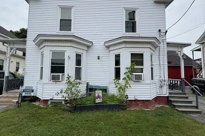 11-13 Maple Ave 1