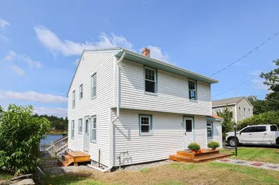 62 Peters Pond Dr 1