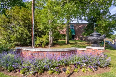 1202 Greendale Ave #131