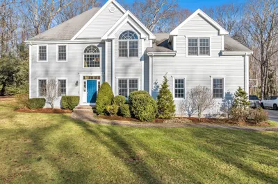 16 Broad Acres Farm Rd 1