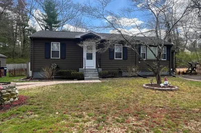 4 Summit Street