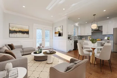 19 Fenwick St #4