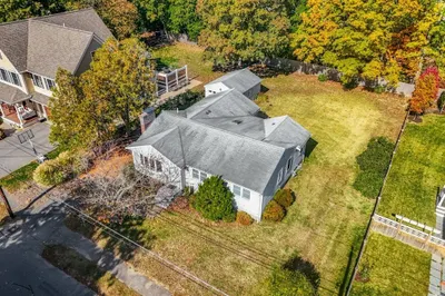 265 Elsinore St 1