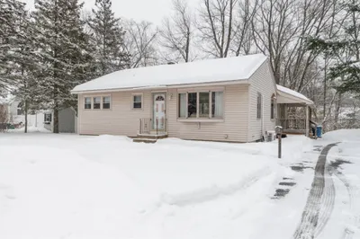 5 Porter Ave 1