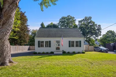 25 Eames St 1