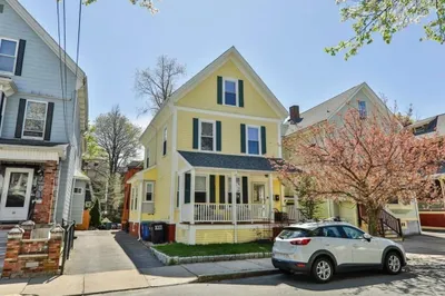12 Cambria St #2