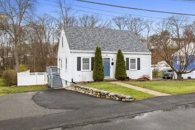 35 Garden St