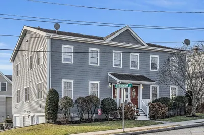 4 Grandview Ave #4 1