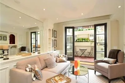 36 Rutland Sq. #1 1
