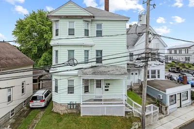 843 Stafford Rd