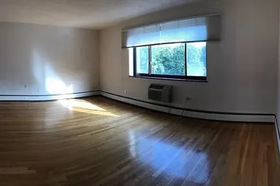 197 Kent St #33