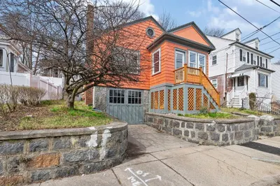 49 Huron Cir