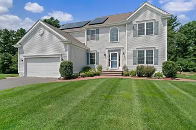 42 Magnolia Way 1