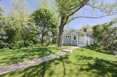9 Landmark Ln 1