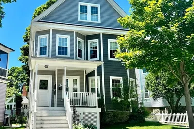 26 Bradfield Ave #2