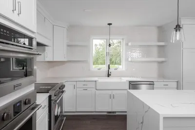 10 Narragansett Drive 1