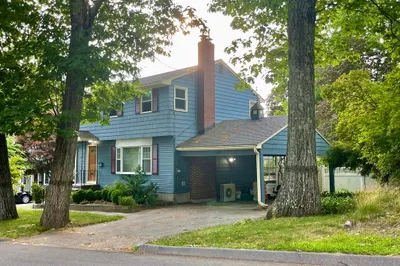 149 Forest St 1