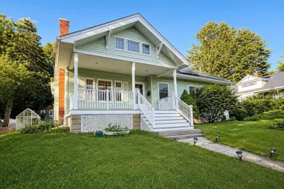 186 Prospect St 1