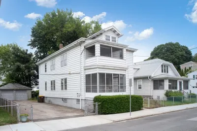 100 Weetamoe St