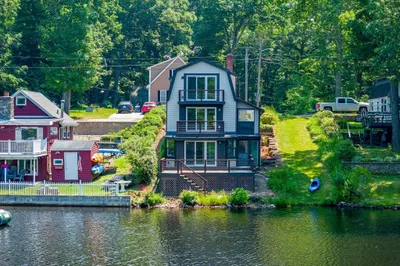 51 Cranberry Meadow Shore Rd 1
