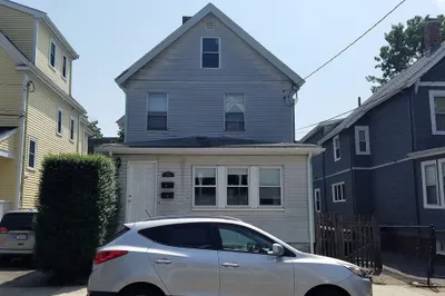 29 Winslow Ave #2
