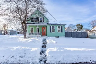 17 Anawan St