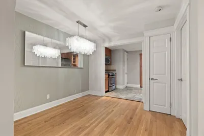 180 Commonwealth Ave #B