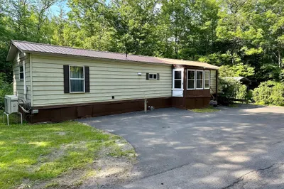 55 Heath Rd