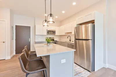 279 Willard St #303