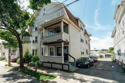 102-104 Leach St #1