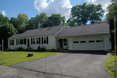 4 Wood Ave