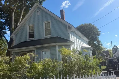 59 Crescent St 1
