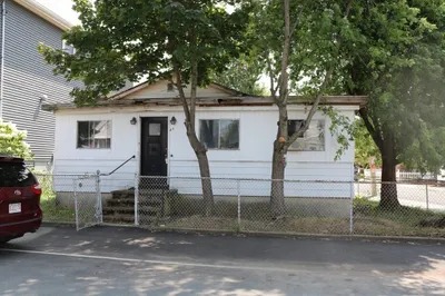 85 Jones Rd 1