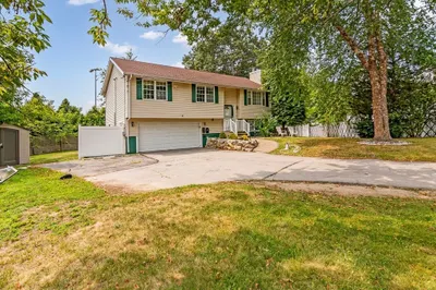 156 Mount Vernon St 1