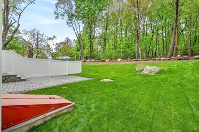 72 Westboro Rd 1