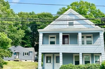 42 - 44 Western Avenue 1