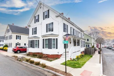 12 Lunt St #12 1