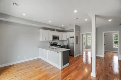 43 Thomas Park #2