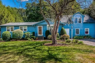 53 Chapman Rd