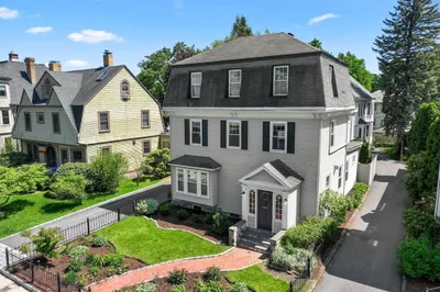 66 Perkins Street