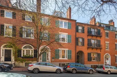 50 Chestnut St #D