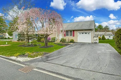 51 Deacon Street #51 1