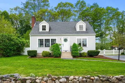 14 Walnut Rd