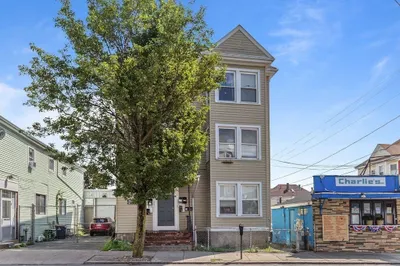 1650 Acushnet Ave 1