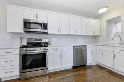 21 Rowell St #3 1