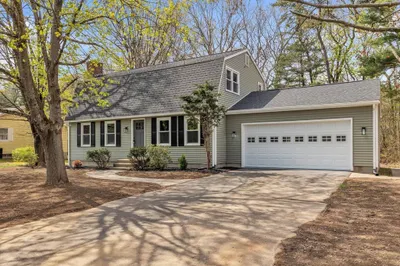 13 Sterling Drive 1